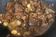 鳄鱼龟的饮食习性及最喜欢吃的食物（探秘鳄鱼龟的美食偏好与养殖技巧）